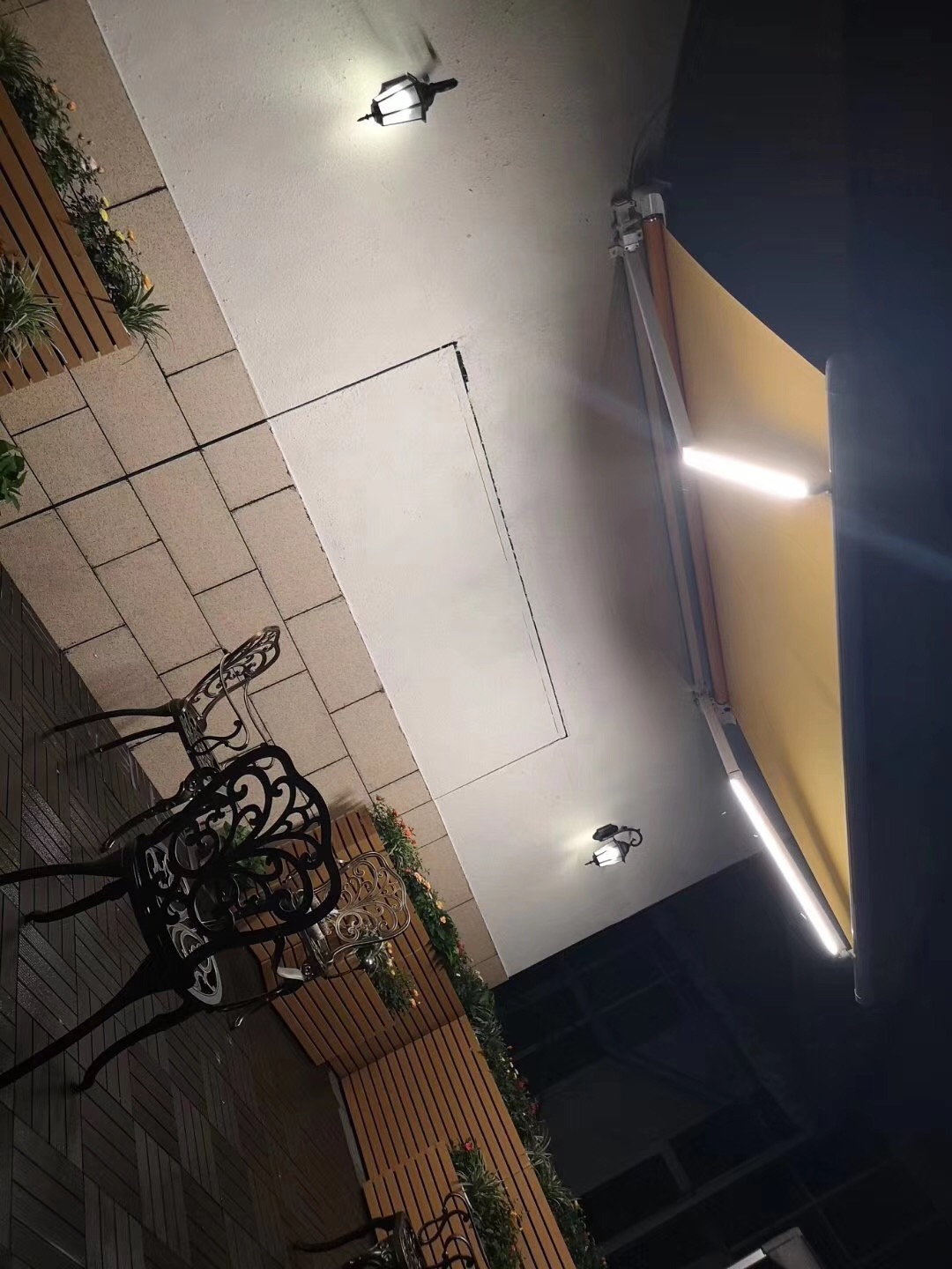 LED灯遮阳篷